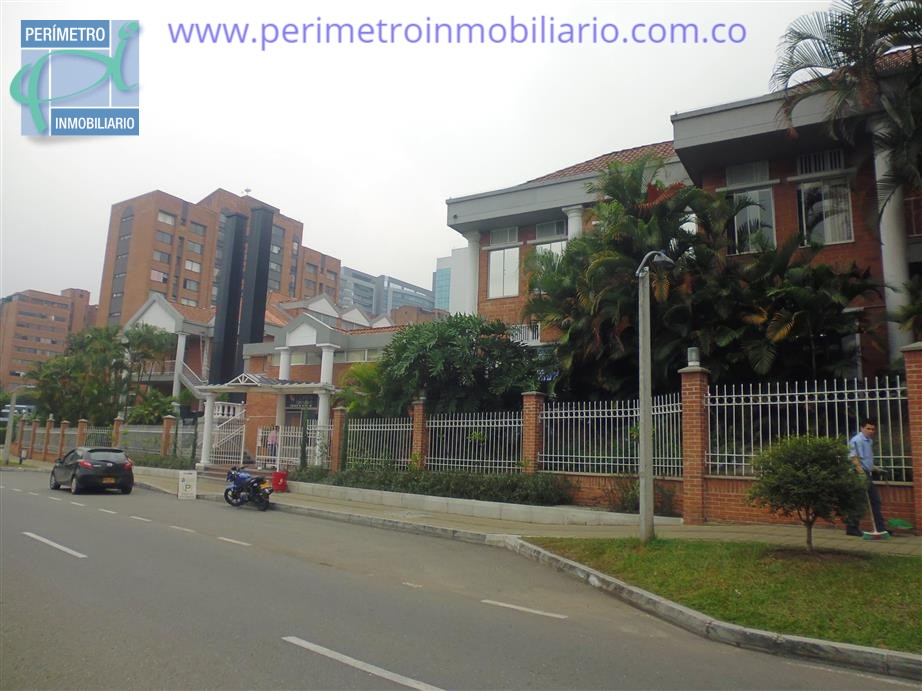Oficina — El Poblado, Medellín